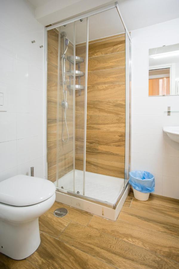 Stay In Naples Flats Toledo ภายนอก รูปภาพ